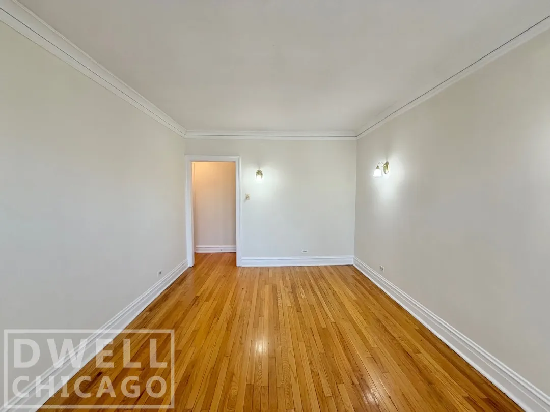 1909 W Larchmont Ave, ,  60613, USA 60613-unit#1913-3B-Chicago-IL
