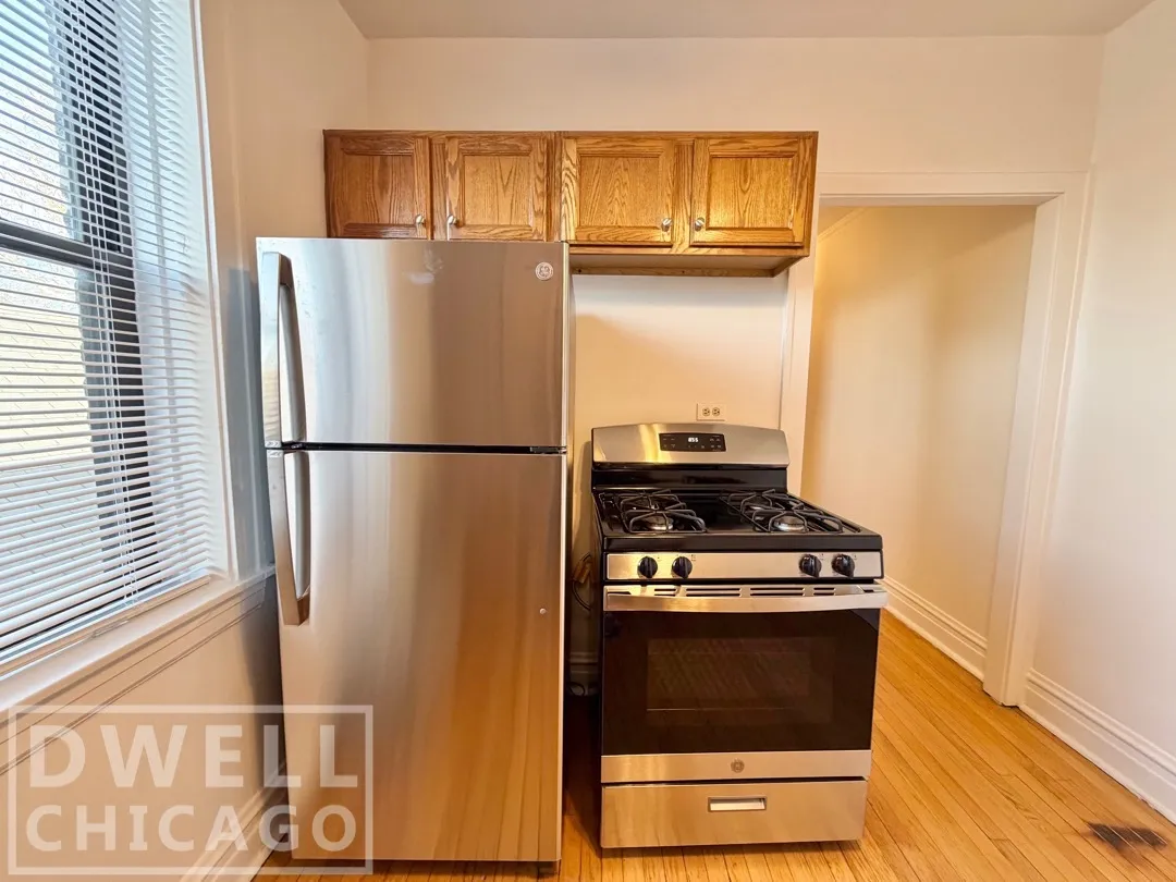 1909 W Larchmont Ave, , 60613, USA 60613-unit#1913-3B-Chicago-IL