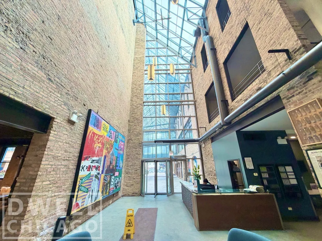 1350 N Wells St, ,  60610, USA 60610-unit#C200-Chicago-IL