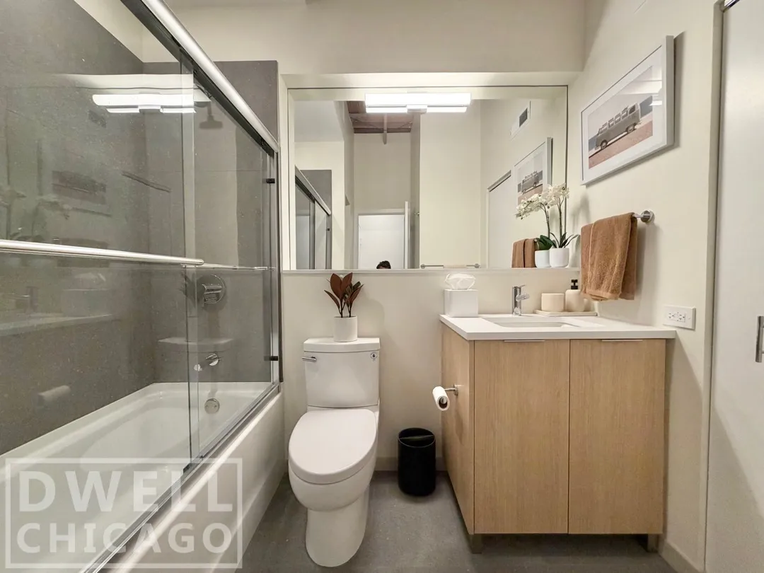 1350 N Wells St, , 60610, USA 60610-unit#C200-Chicago-IL