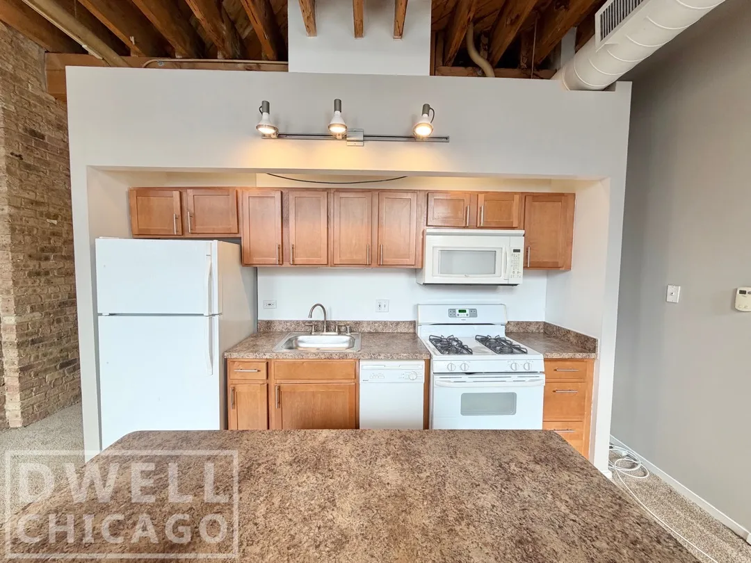 1350 N Wells St, , 60610, USA 60610-unit#C200-Chicago-IL