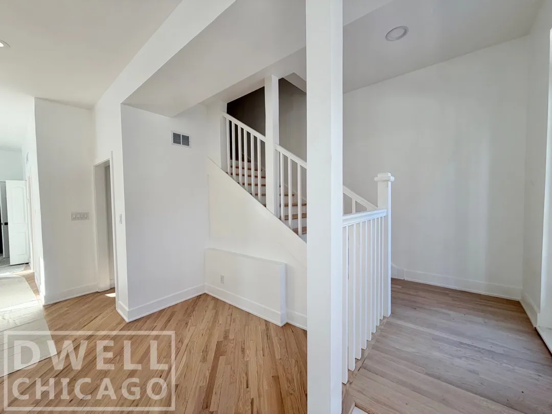 916 N Noble St, , 60642, USA 60642-unit#PH-Chicago-IL