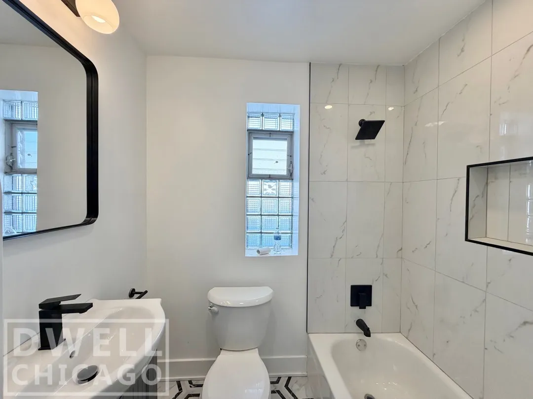 916 N Noble St, , 60642, USA 60642-unit#PH-Chicago-IL