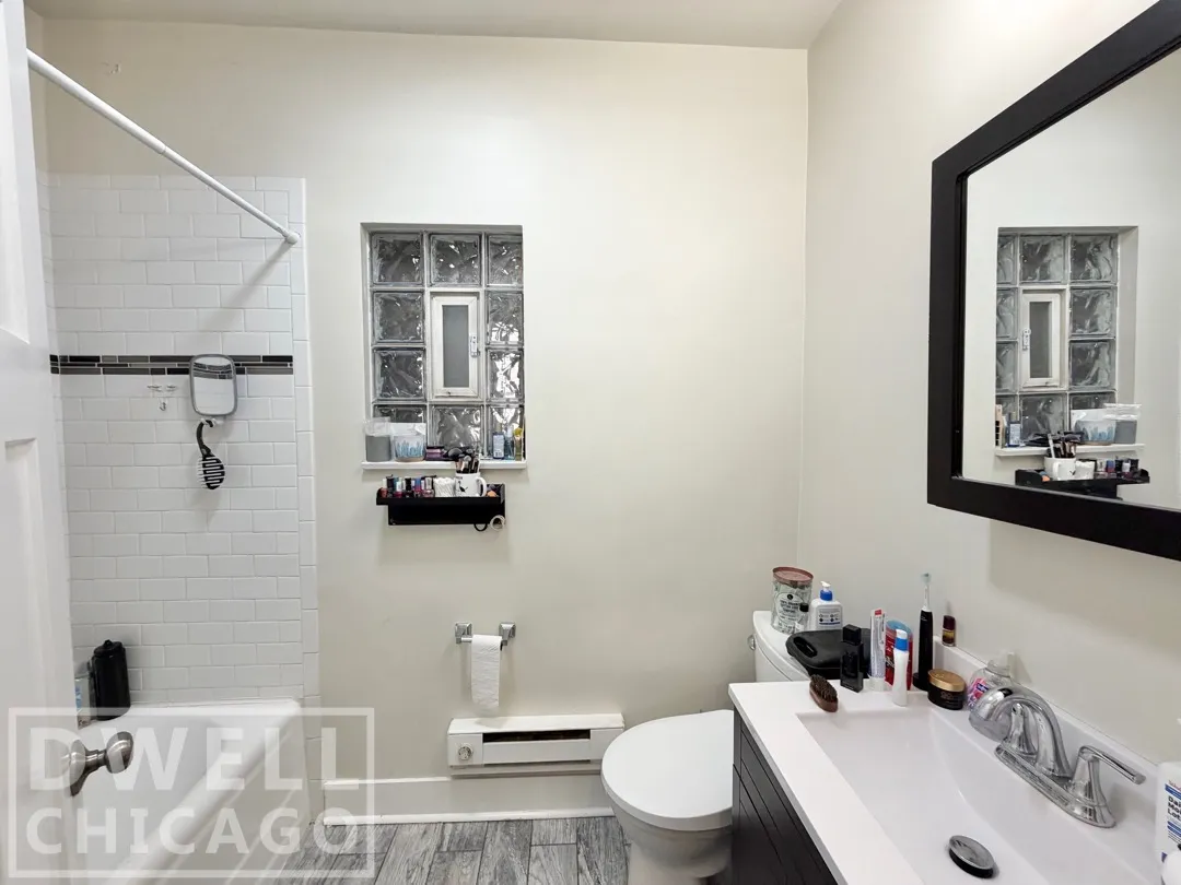 724 W Roscoe St, , 60657, USA 60657-unit#724-1S-Chicago-IL