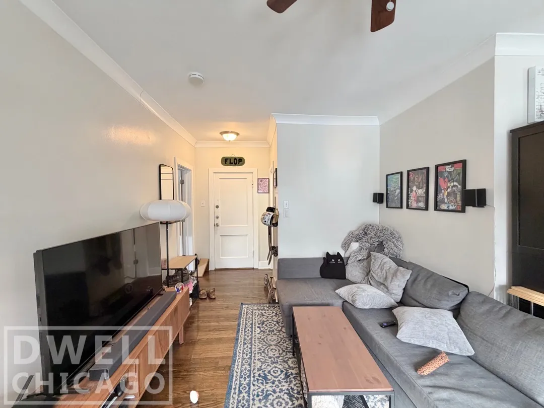 724 W Roscoe St, , 60657, USA 60657-unit#724-1S-Chicago-IL