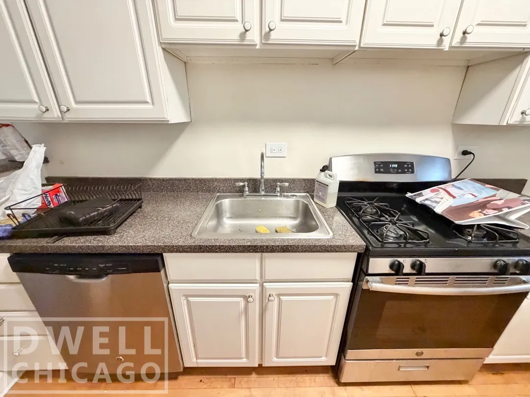 724 W Roscoe St, ,  60657, USA 60657-unit#724-2N-Chicago-IL
