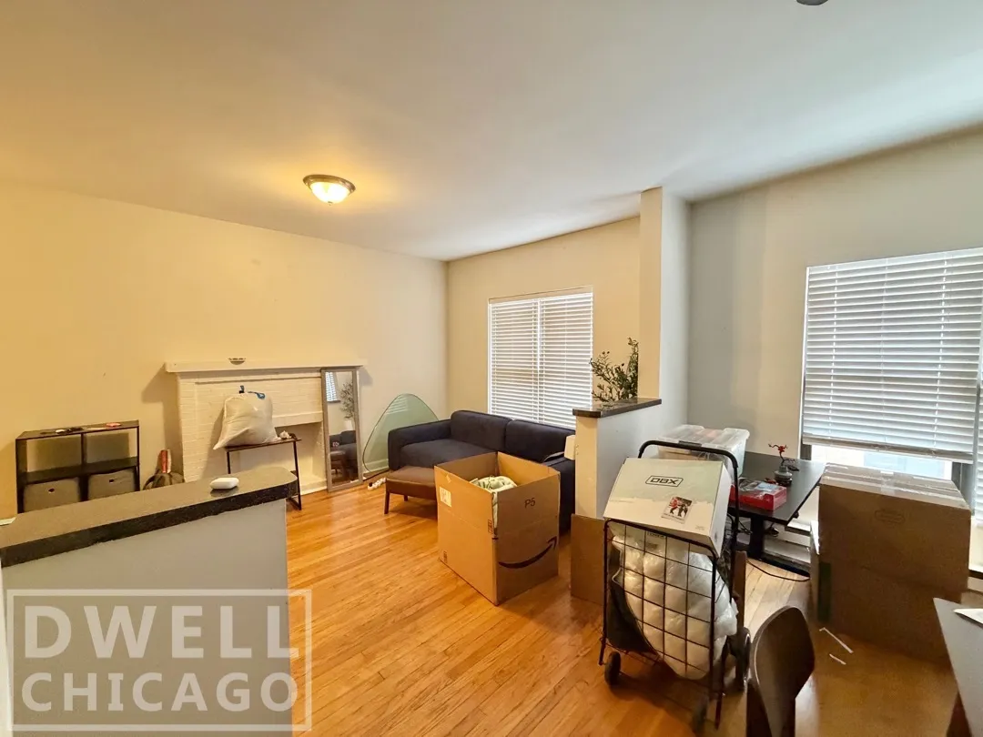 724 W Roscoe St, , 60657, USA 60657-unit#724-2N-Chicago-IL