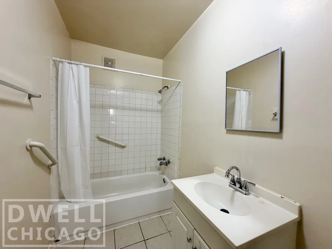 6810 N Lakewood Ave, ,  60626, USA 60626-unit#6814-BS-Chicago-IL