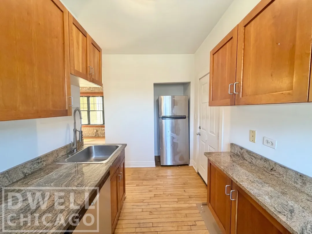 7033 N Sheridan Rd, , 60626, USA 60626-unit#2N-Chicago-IL
