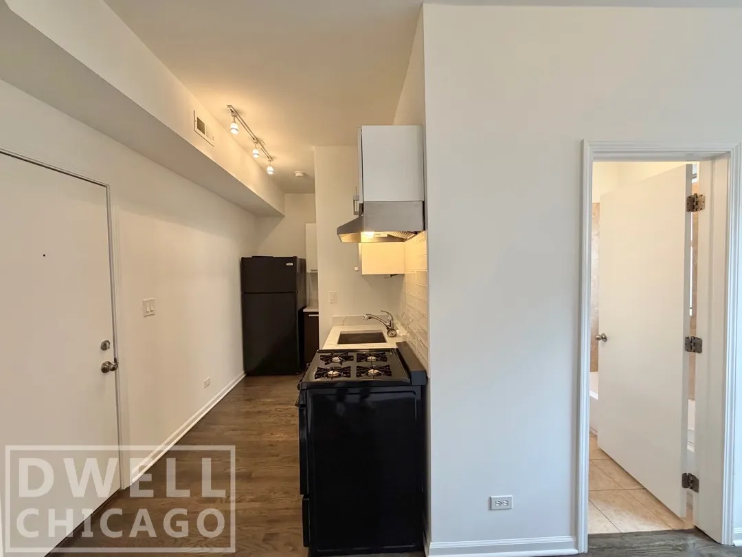 5054 N Winthrop Ave, , 60640, USA 60640-unit#305-Chicago-IL