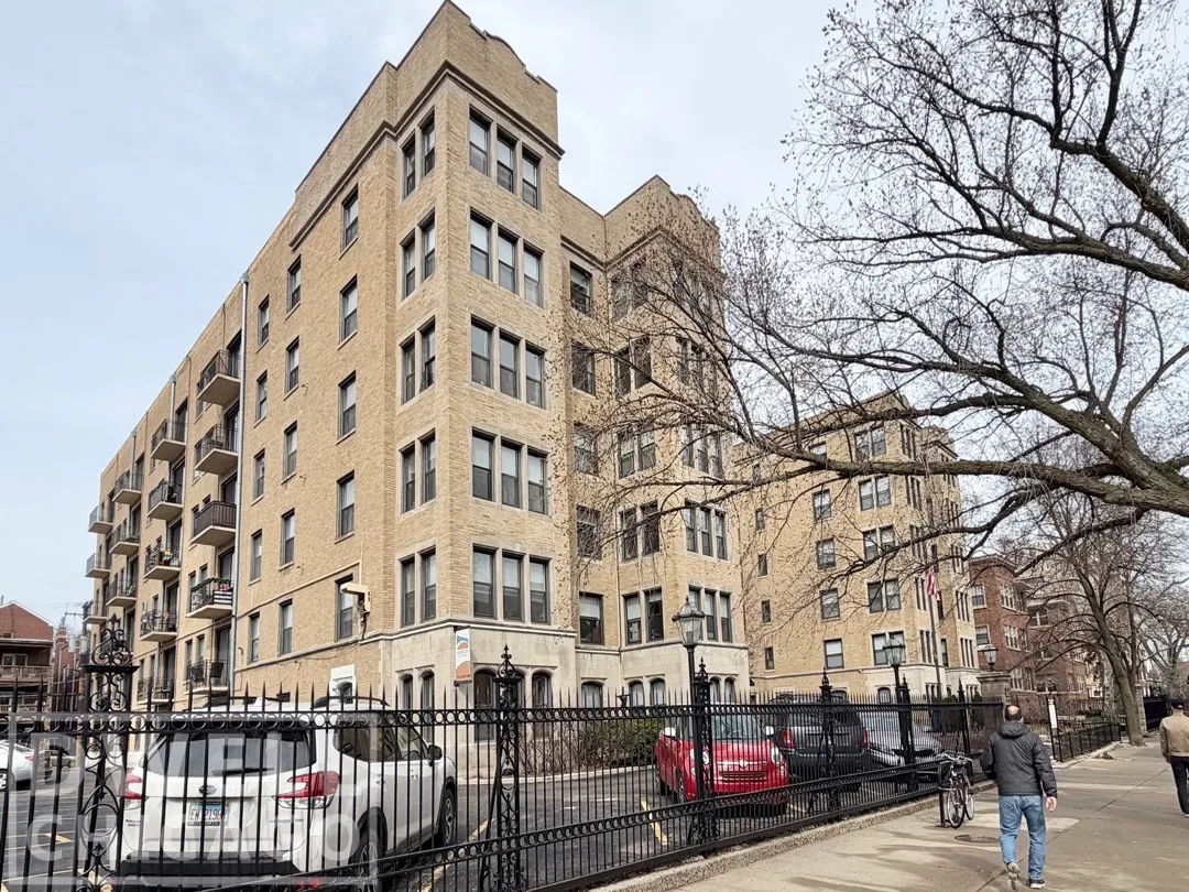 4242 N Sheridan Rd, ,  60613, USA 60613-unit#519-Chicago-IL