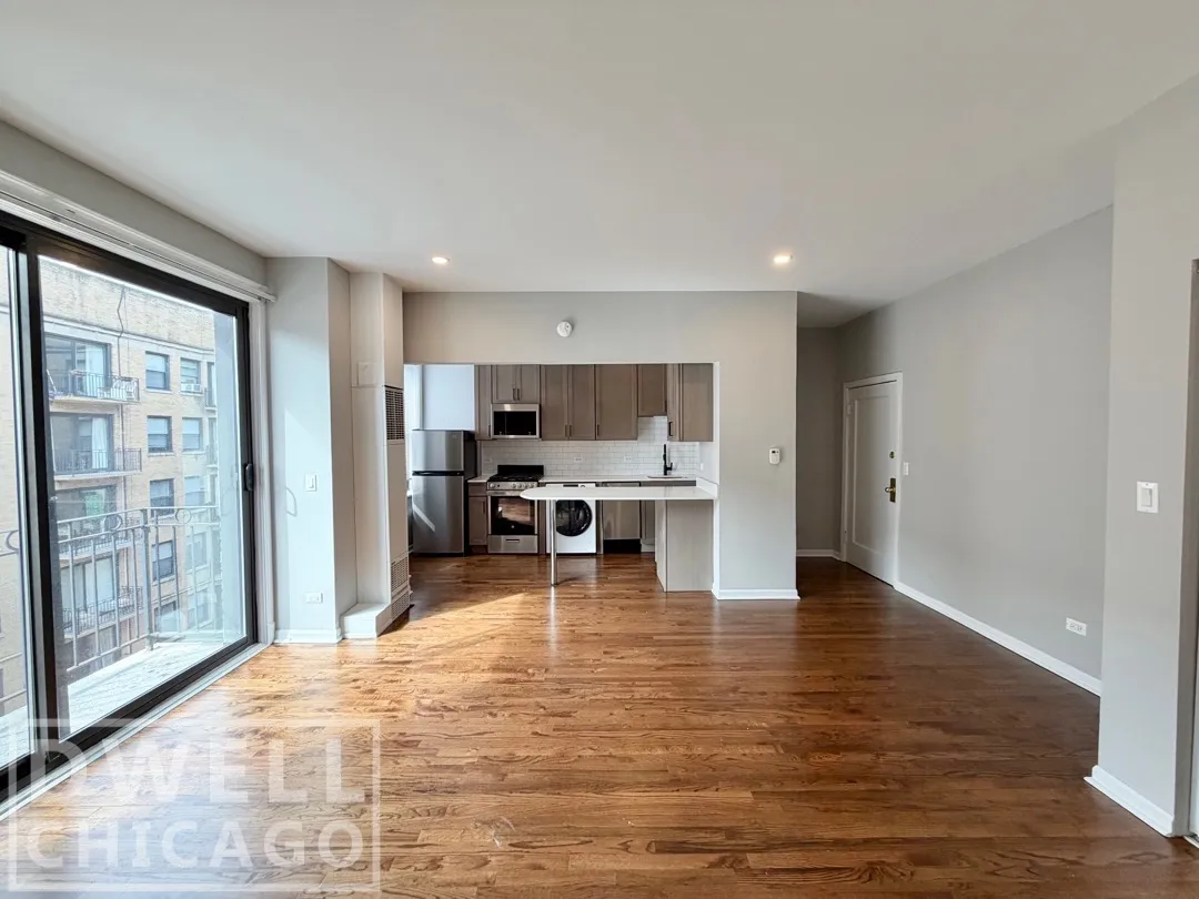 4242 N Sheridan Rd, , 60613, USA 60613-unit#519-Chicago-IL
