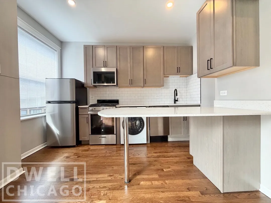 4242 N Sheridan Rd, ,  60613, USA 60613-unit#519-Chicago-IL