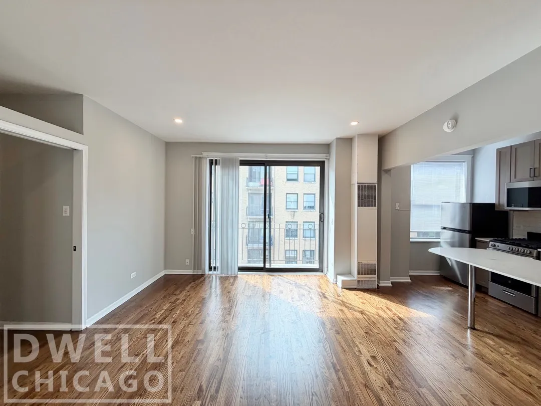 4242 N Sheridan Rd, ,  60613, USA 60613-unit#519-Chicago-IL