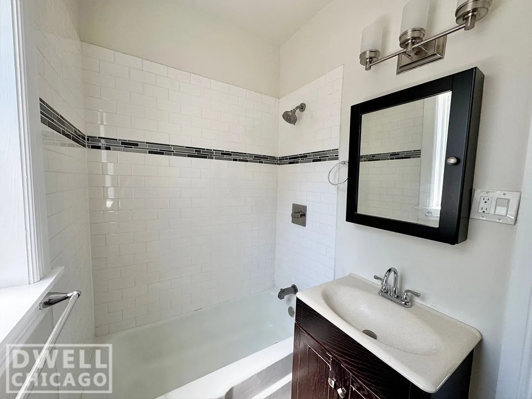 646 W Roscoe St, ,  60657, USA 60657-unit#648.5-2N-Chicago-IL
