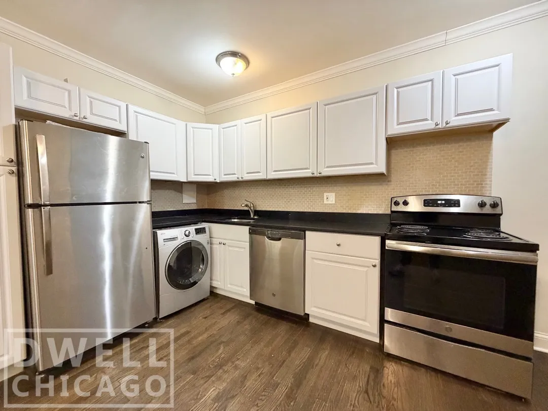 3345 N Marshfield Ave, , 60657, USA 60657-unit#406-Chicago-IL