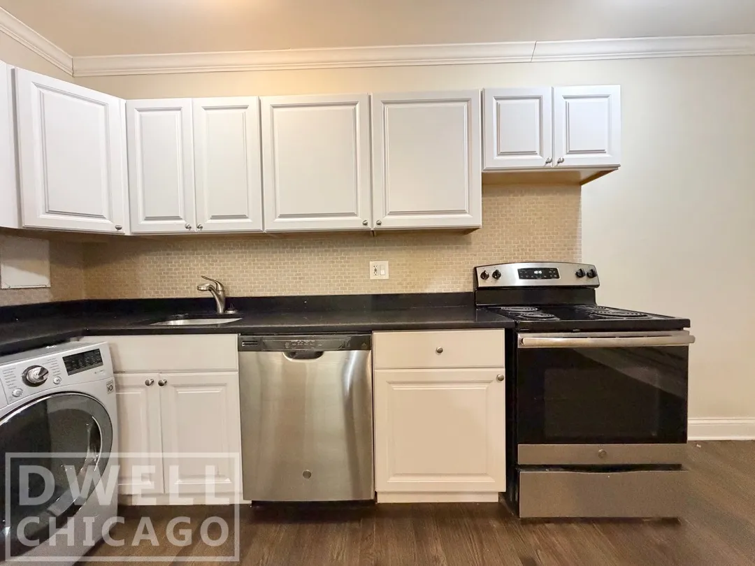 3345 N Marshfield Ave, , 60657, USA 60657-unit#406-Chicago-IL