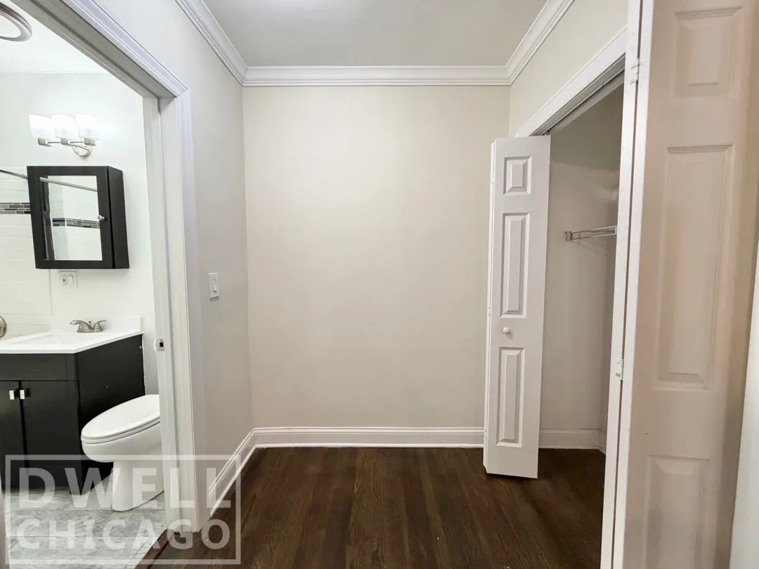 3345 N Marshfield Ave, ,  60657, USA 60657-unit#406-Chicago-IL