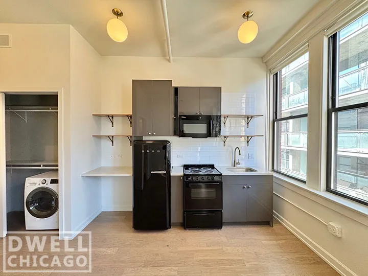 108 W  Ave, ,  60654, USA 60654-unit#506-Chicago-IL