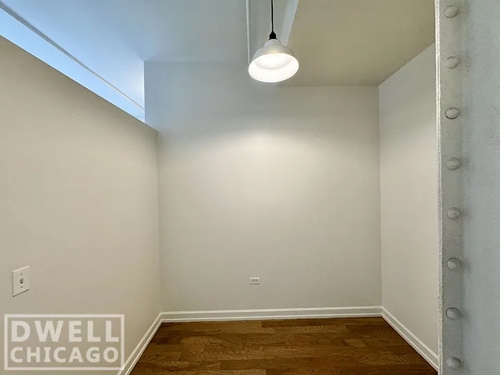 108 W  Ave, ,  60654, USA 60654-unit#514-Chicago-IL