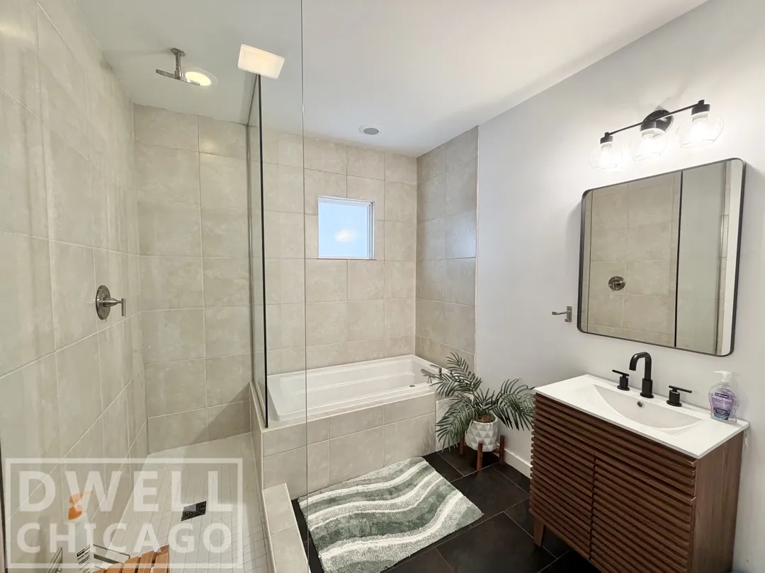 1419 N Paulina St, ,  60622, USA 60622-Chicago-IL