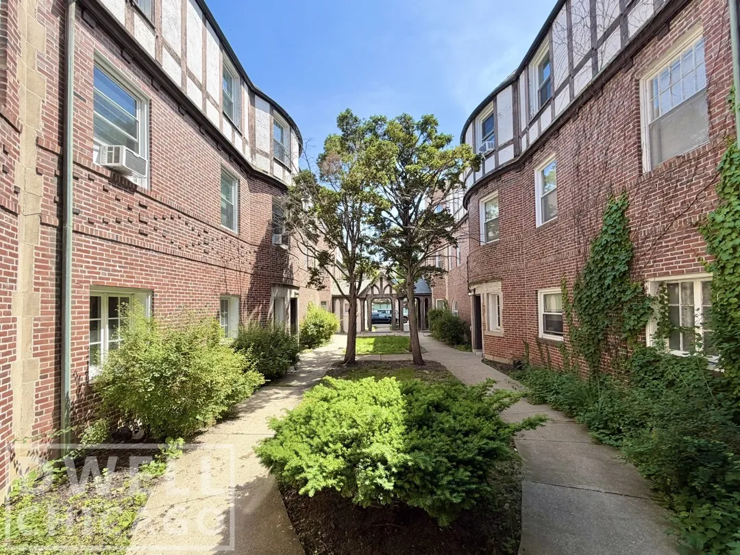 918 Green Bay Rd, ,  60093, USA 60093-unit#3B-Winnetka-IL