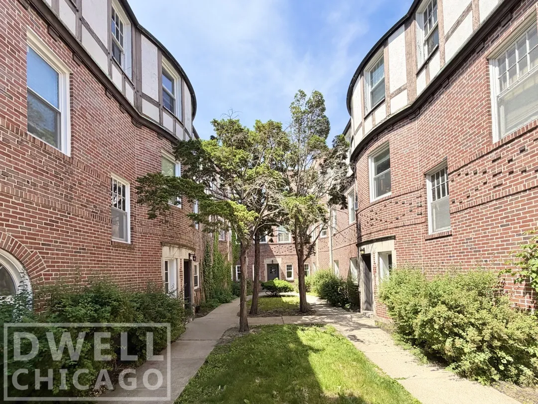 918 Green Bay Rd, ,  60093, USA 60093-unit#3B-Winnetka-IL