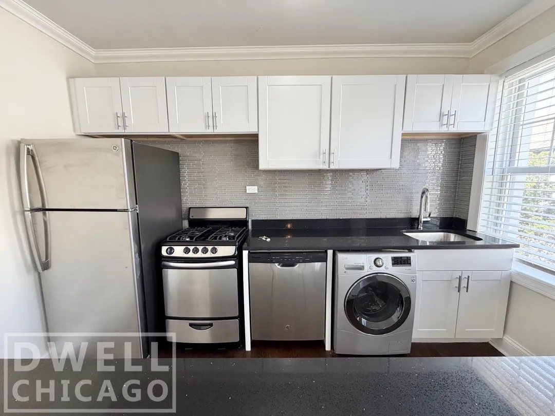 918 Green Bay Rd, ,  60093, USA 60093-unit#3B-Winnetka-IL