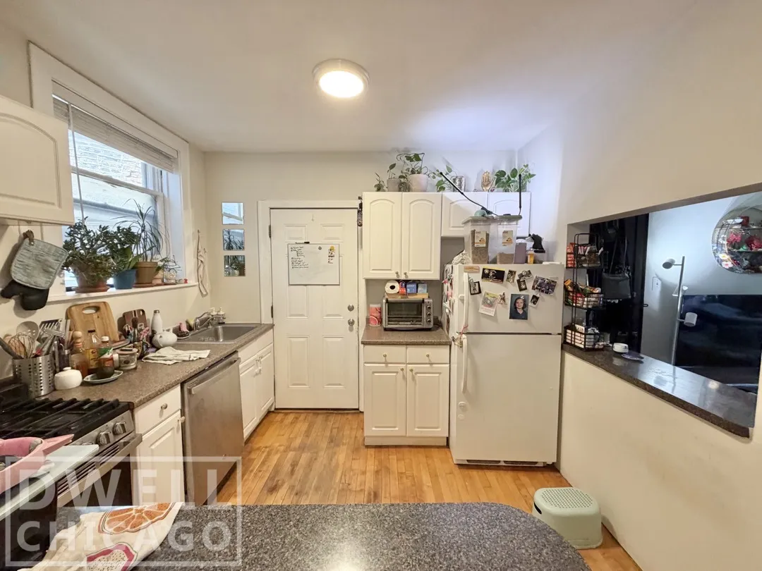 2131 W Giddings St, ,  60625, USA 60625-unit#2B-Chicago-IL