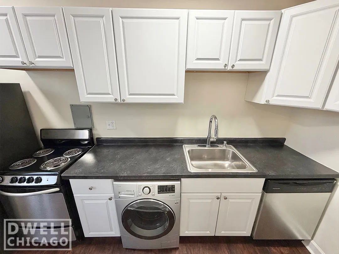 3345 N Marshfield Ave, ,  60657, USA 60657-unit#302-Chicago-IL