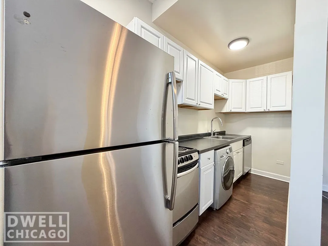 3345 N Marshfield Ave, ,  60657, USA 60657-unit#302-Chicago-IL