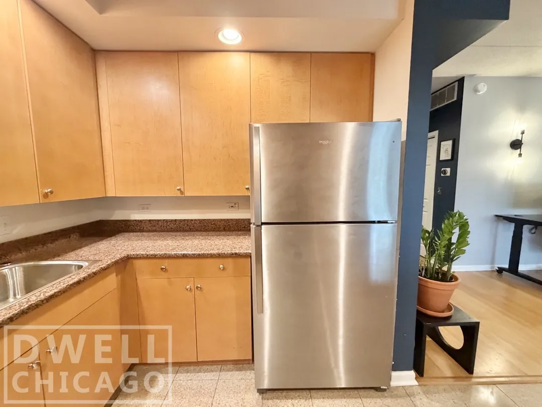 4625 W Lawrence Ave, ,  60630, USA 60630-unit#401-Chicago-IL