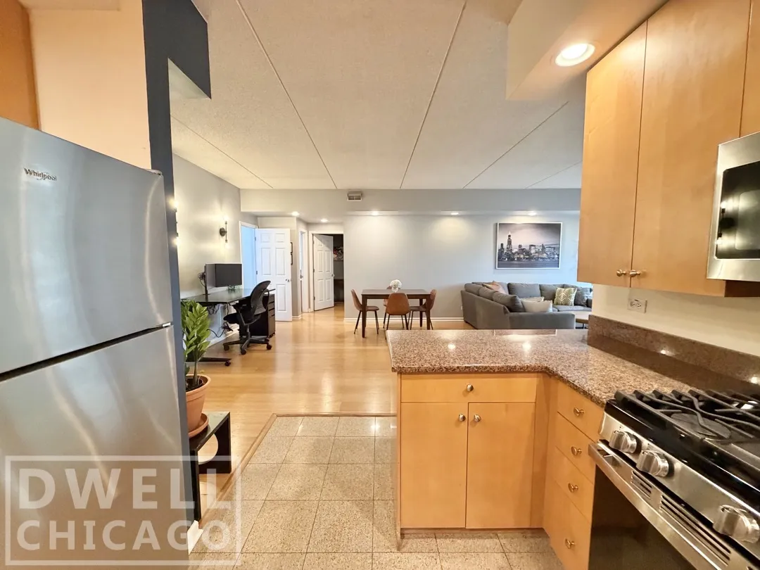 4625 W Lawrence Ave, ,  60630, USA 60630-unit#401-Chicago-IL