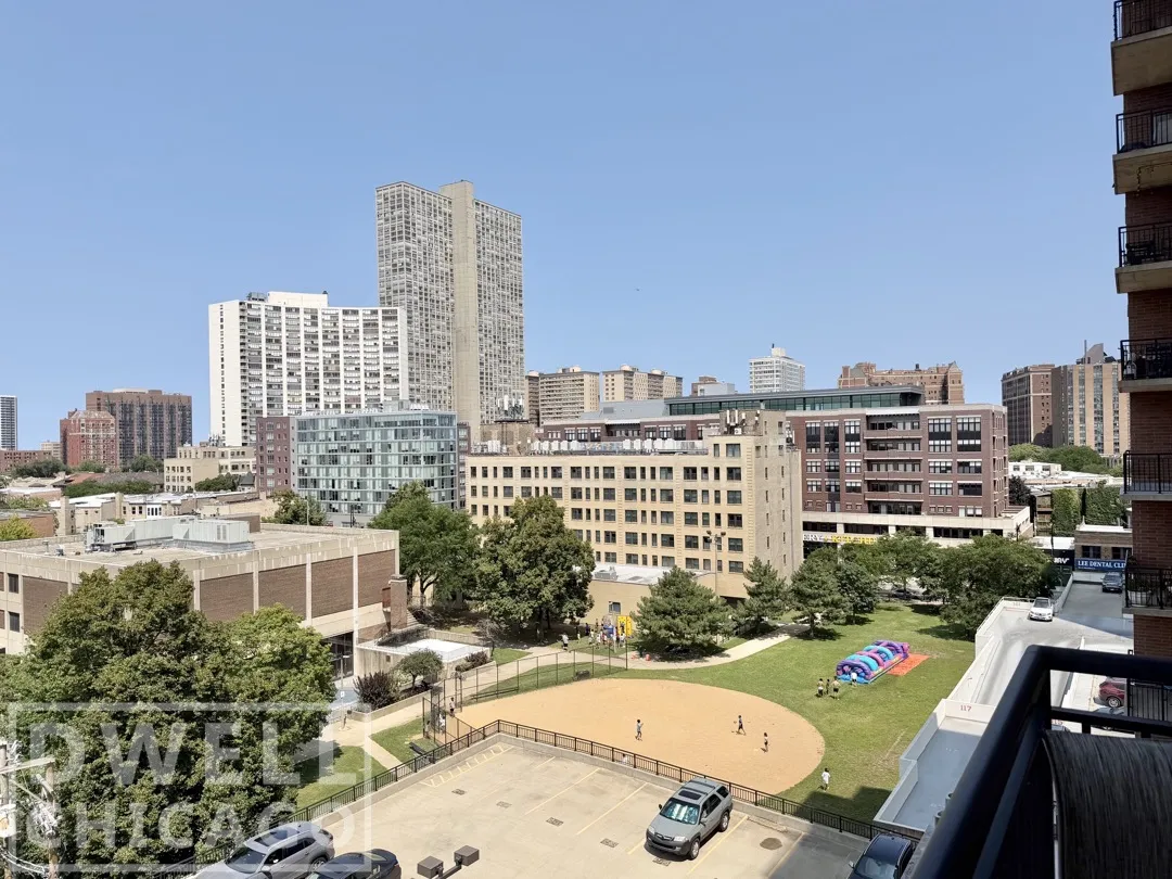 828 W Grace St, , 60613, USA 60657-unit#804-Chicago-IL