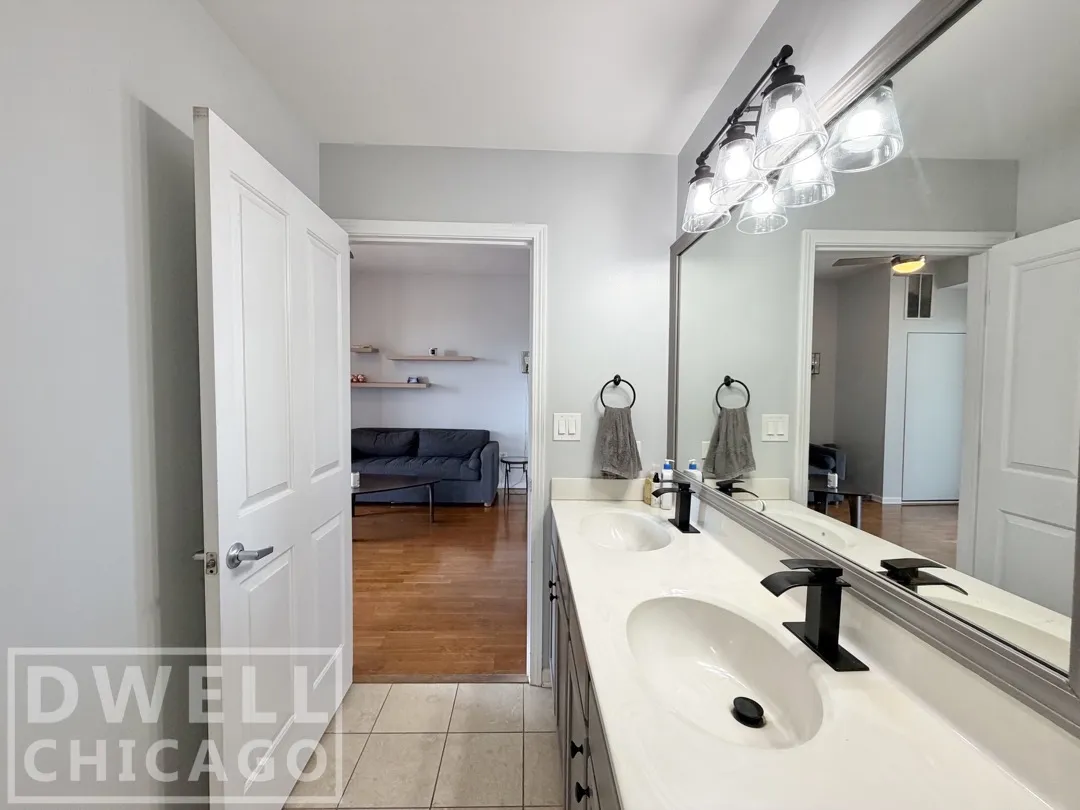 828 W Grace St, , 60613, USA 60657-unit#804-Chicago-IL