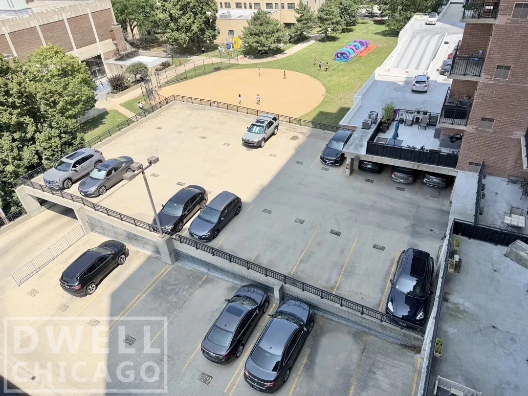 828 W Grace St, , 60613, USA 60657-unit#804-Chicago-IL