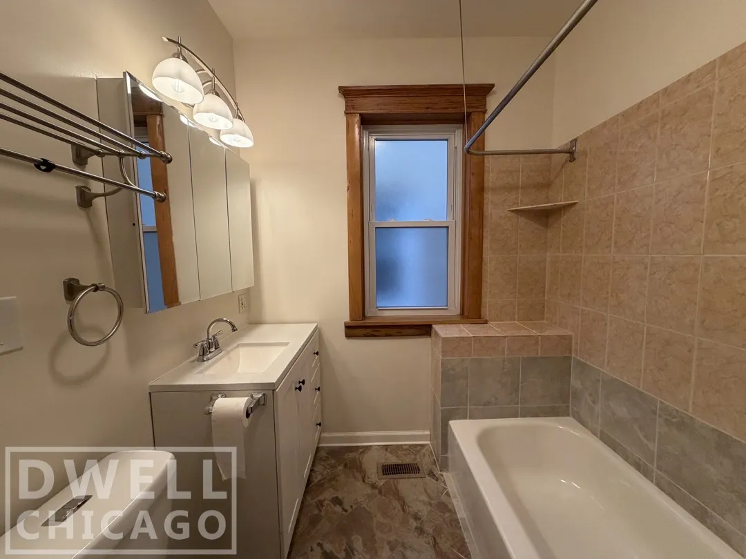 3324 W Wilson Ave, ,  60625, USA 60625-unit#1-Chicago-IL