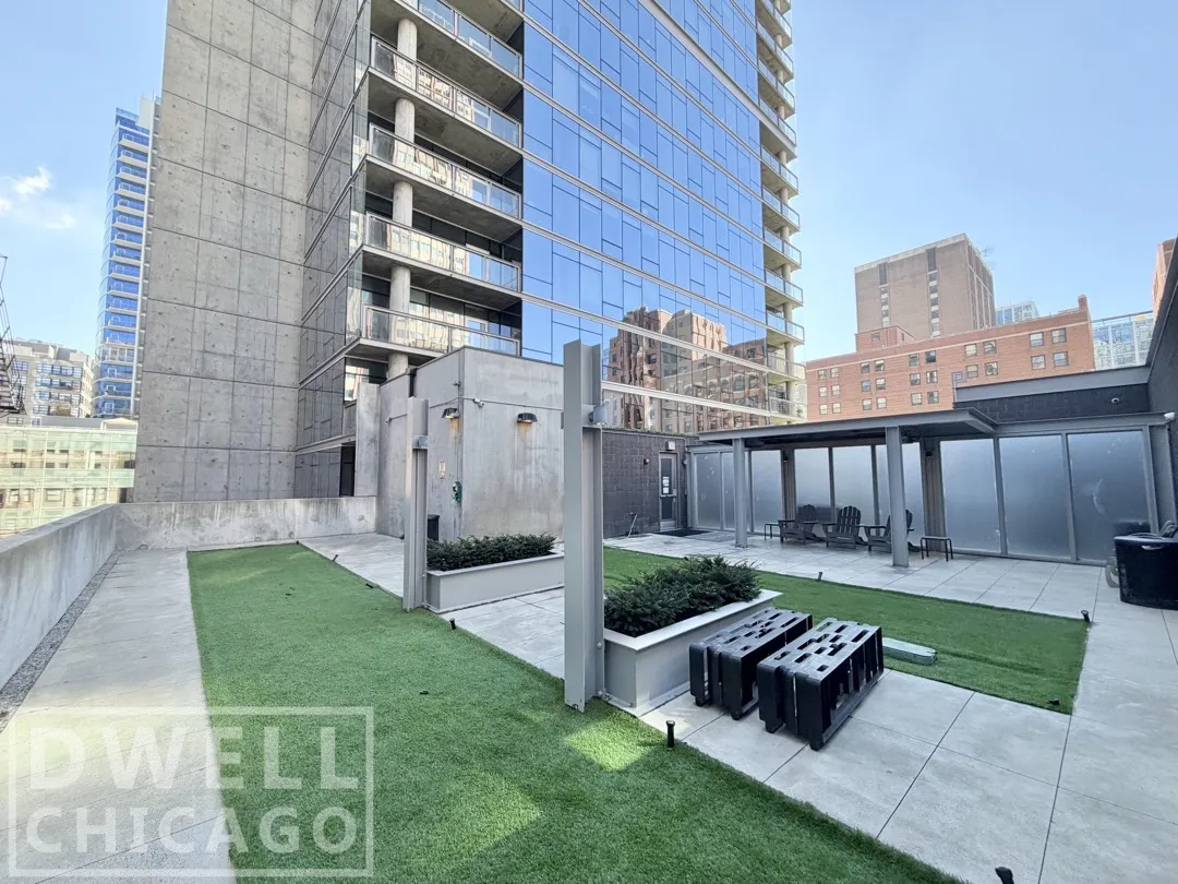 805 N La Salle Dr, ,  60610, USA 60610-unit#404-Chicago-IL