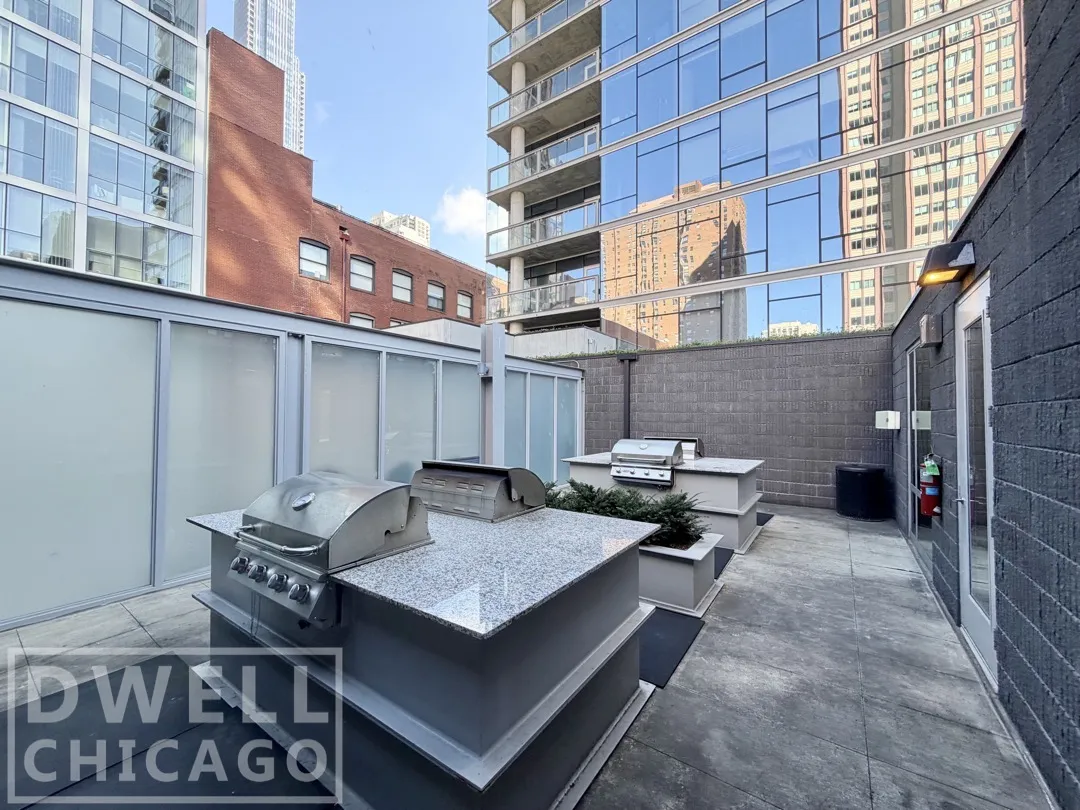 805 N La Salle Dr, ,  60610, USA 60610-unit#404-Chicago-IL