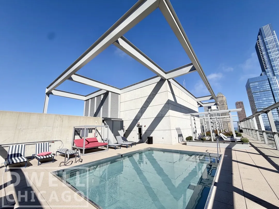 805 N La Salle Dr, ,  60610, USA 60610-unit#404-Chicago-IL