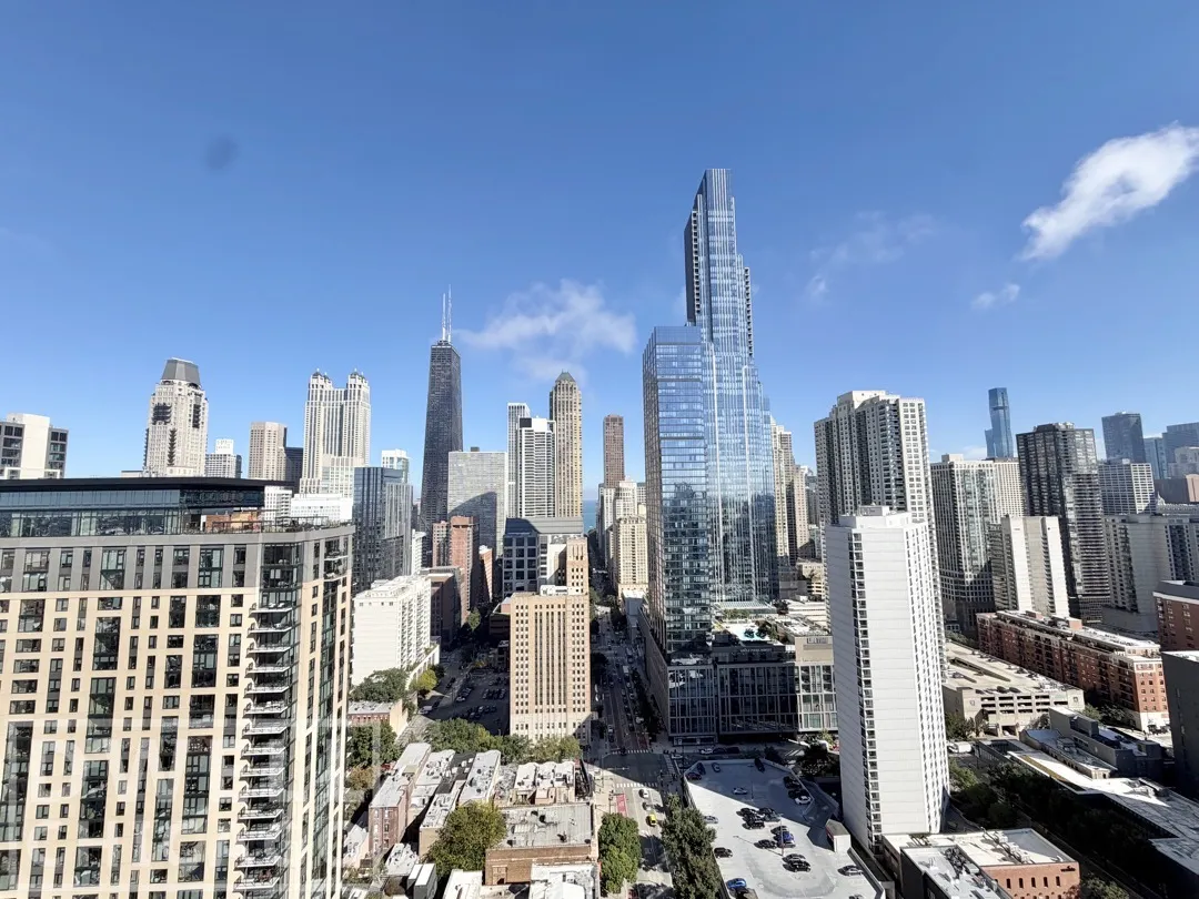 805 N La Salle Dr, ,  60610, USA 60610-unit#404-Chicago-IL