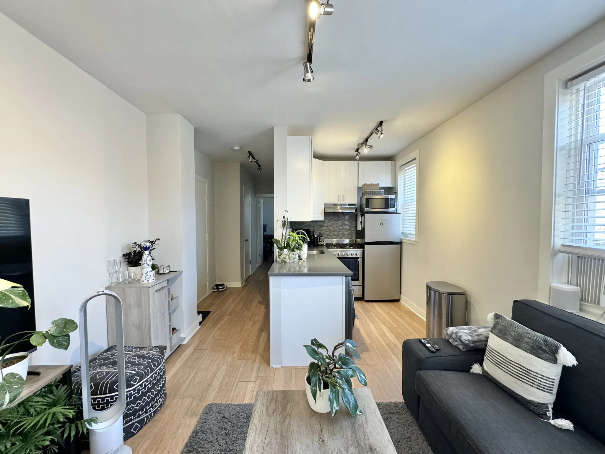 511 W Belmont Ave, , 60657, USA 60657-unit#35-Chicago-IL