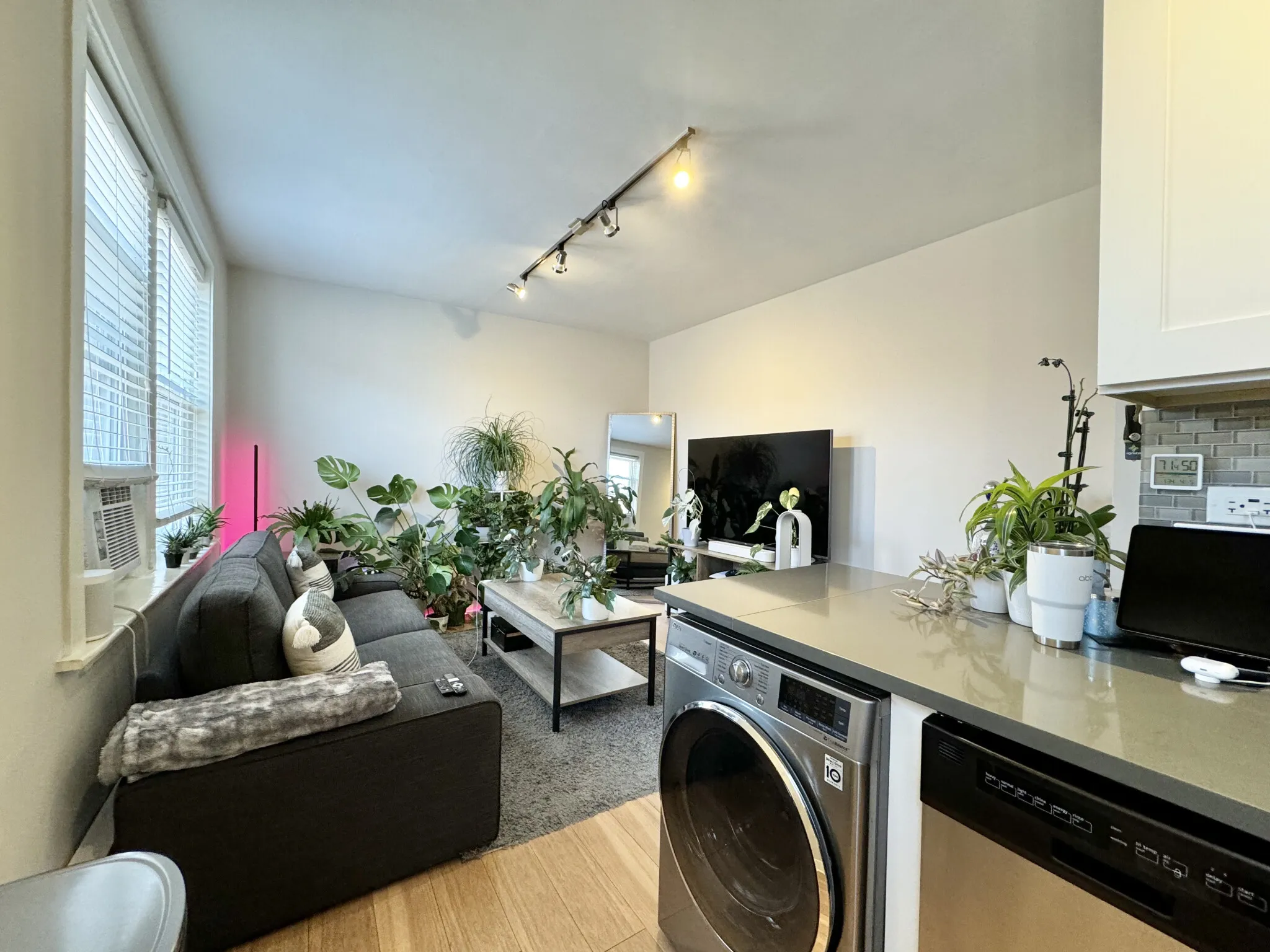 511 W Belmont Ave, ,  60657, USA 60657-unit#35-Chicago-IL