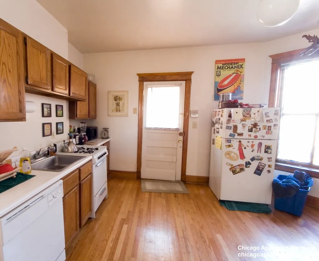 850 W Waveland Ave, ,  60613, USA 60613-unit#3-Chicago-IL