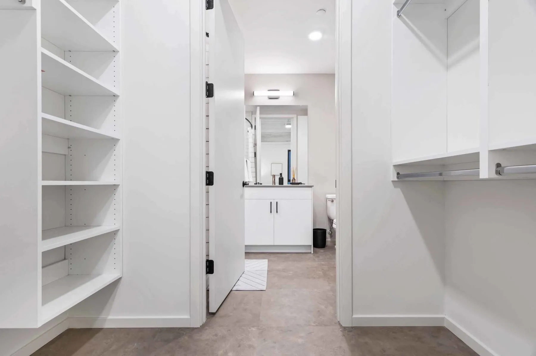 1220 W Jackson Blvd, ,  60607, USA 60607-unit#1006-Chicago-IL