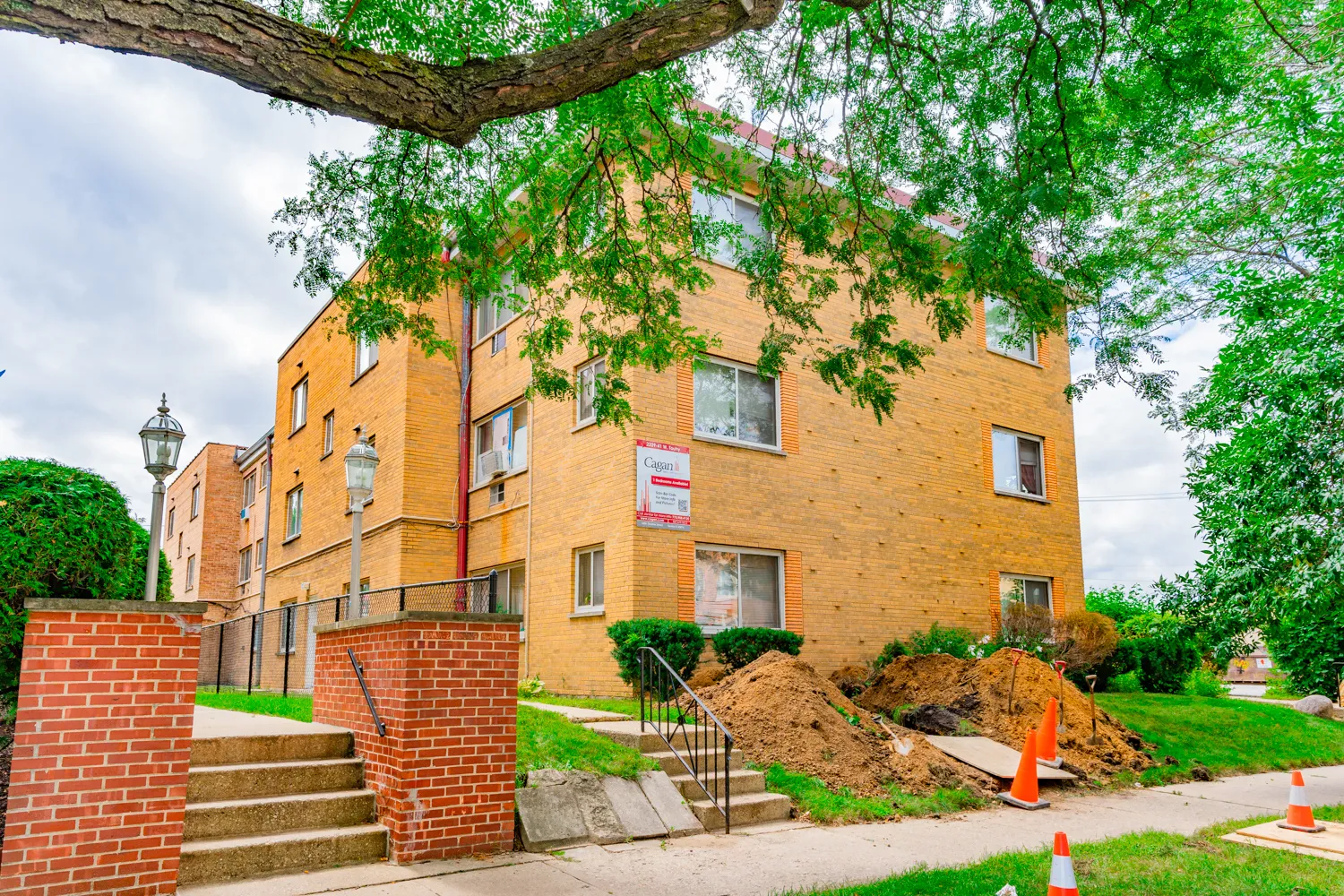 2341 W Touhy Ave, , 60645, USA 60645-unit#C8-Chicago-IL