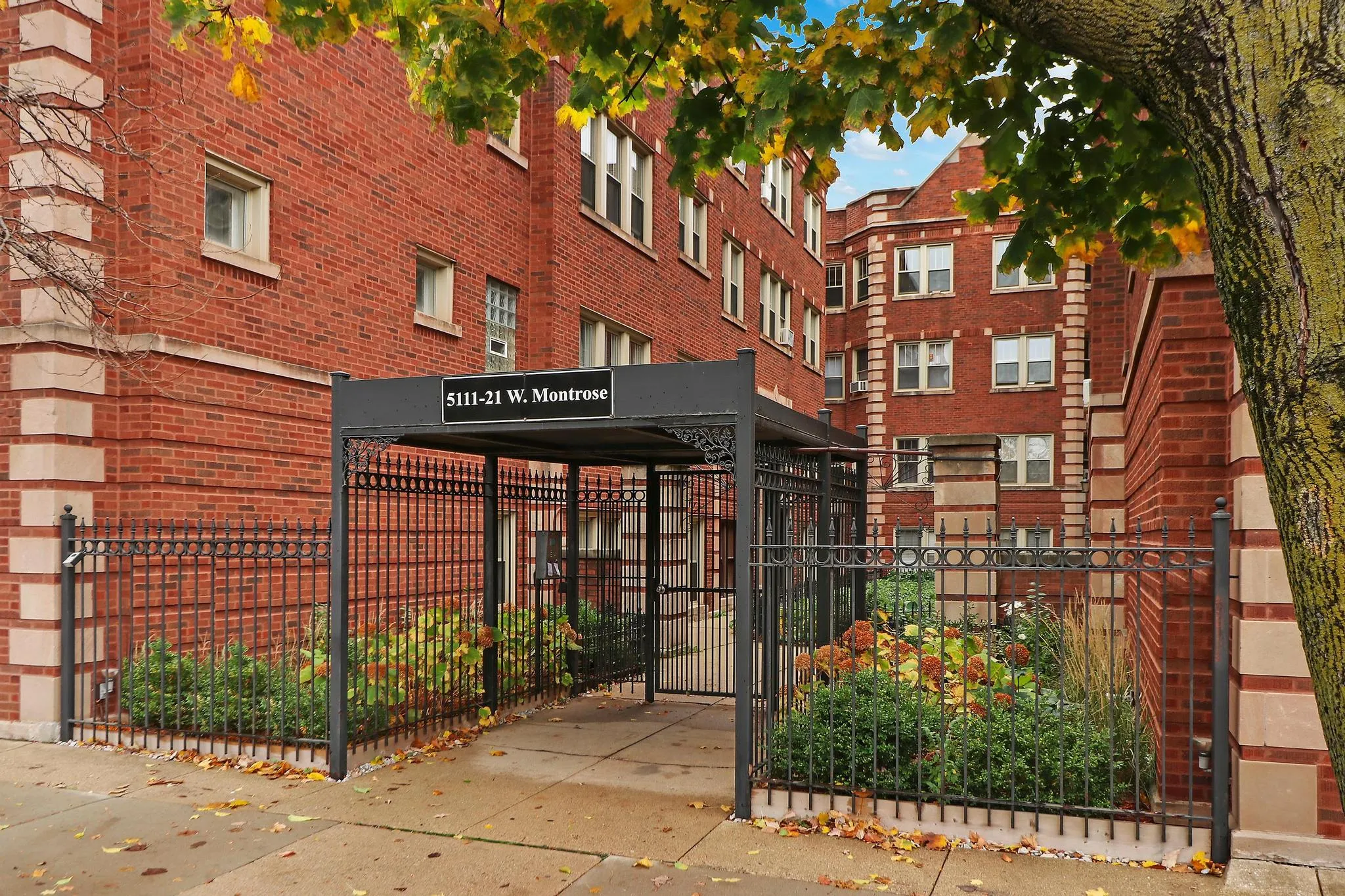 5111 W Montrose Ave, , 60641, USA 60641-unit#BE-Chicago-IL