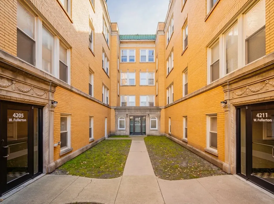 4205 W Fullerton Ave, , 60639, USA 60639-unit#2A-Chicago-IL
