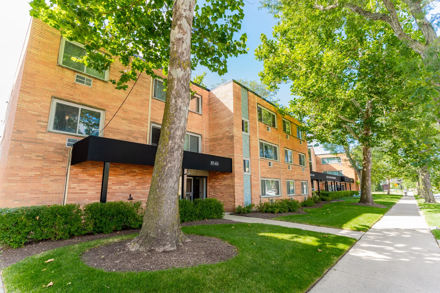 8560 Niles Center Rd, Skokie, 60077, USA 60076-unit#15-Chicago-IL