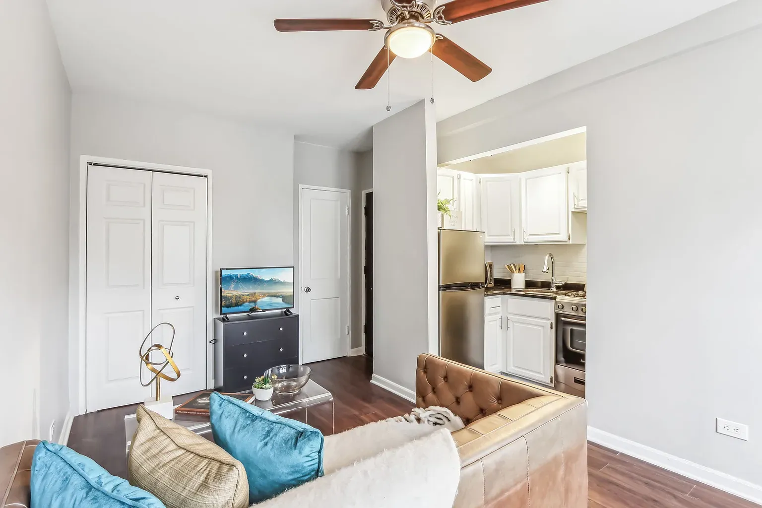 1140 N La Salle Dr, ,  60610, USA 60610-unit#0214-Chicago-IL
